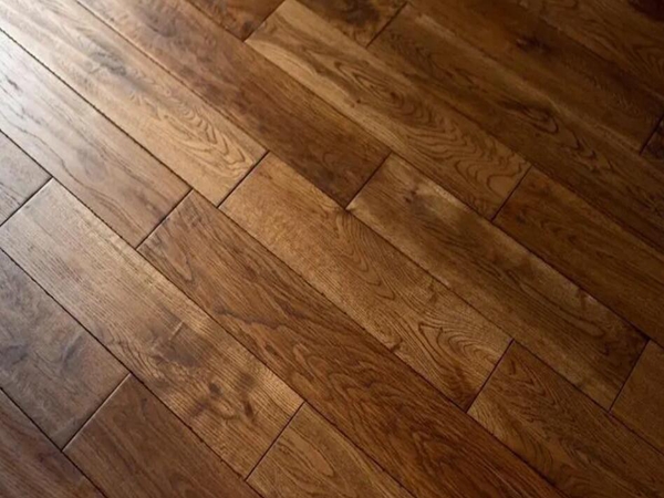 Herringbone spc flooring vs wood flooring, which is better?cid=4