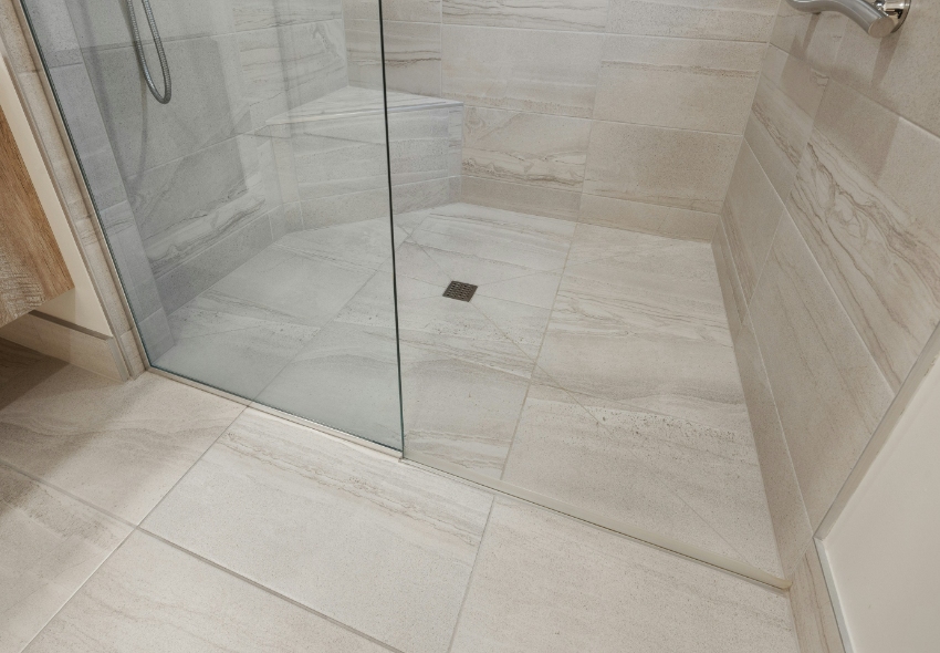 100% Waterproof VSPC Flooring: The Top Choice for Kitchens, Bathrooms, and Basements