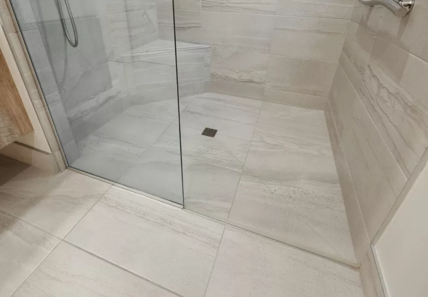 100% Waterproof VSPC Flooring: The Top Choice for Kitchens, Bathrooms, and Basements